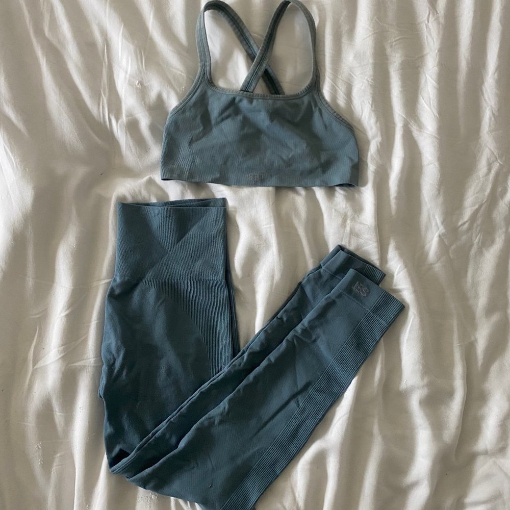 Set Active Sports Bra & Leggings